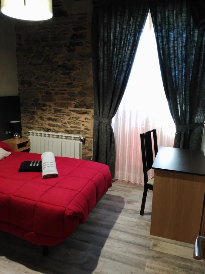 Albergue Pension Porta Santa Baleira Luaran gambar